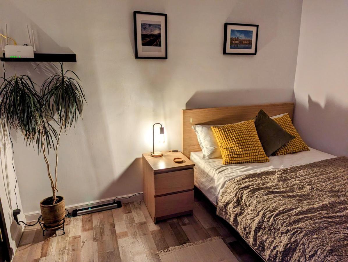Sebastian Studio Apartment Bucureşti Exterior foto