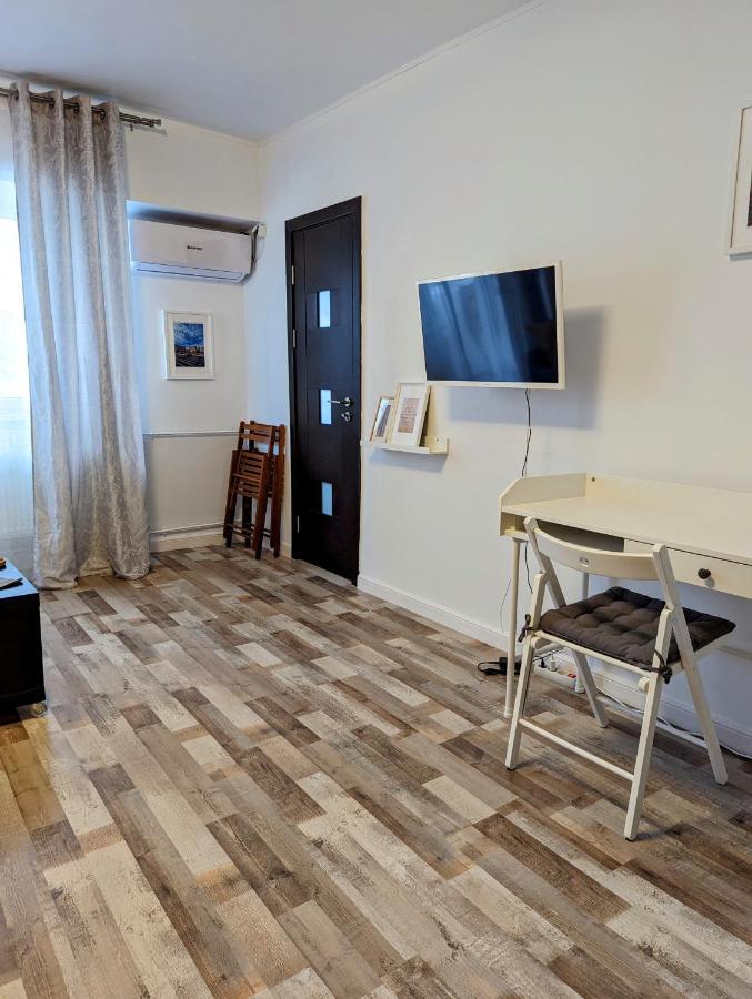 Sebastian Studio Apartment Bucureşti Exterior foto