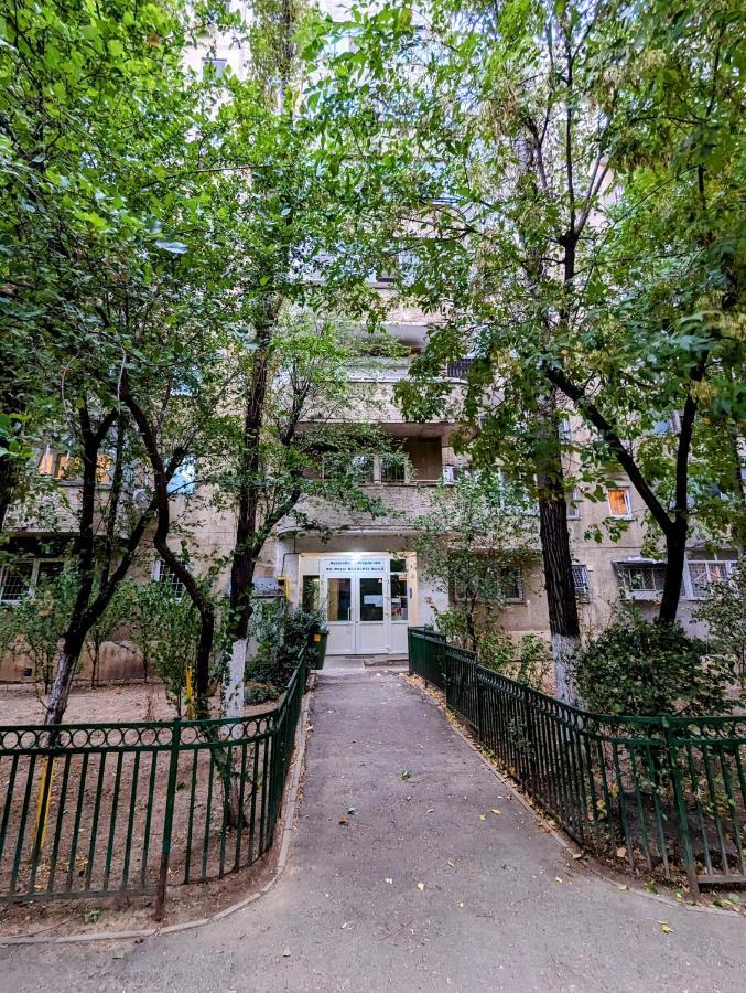 Sebastian Studio Apartment Bucureşti Exterior foto